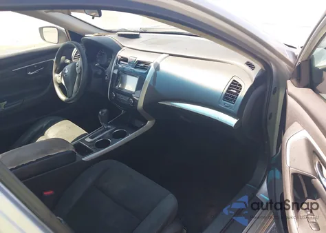 2015 Nissan Altima 2.5/2.5 S/2.5 Sl/2.5 Sv из США, поврежденный, VIN 1N4AL3AP2FN392148